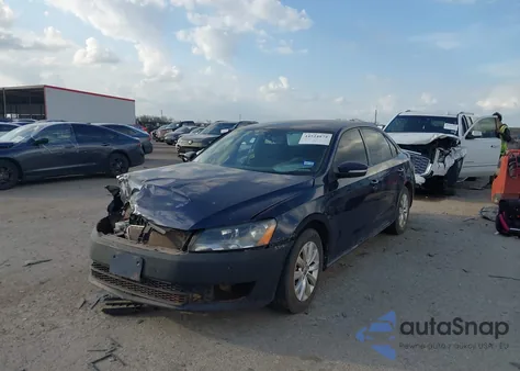 2013 Volkswagen Passat S z USA, uszkodzony, nr VIN 1VWAH7A37DC098993